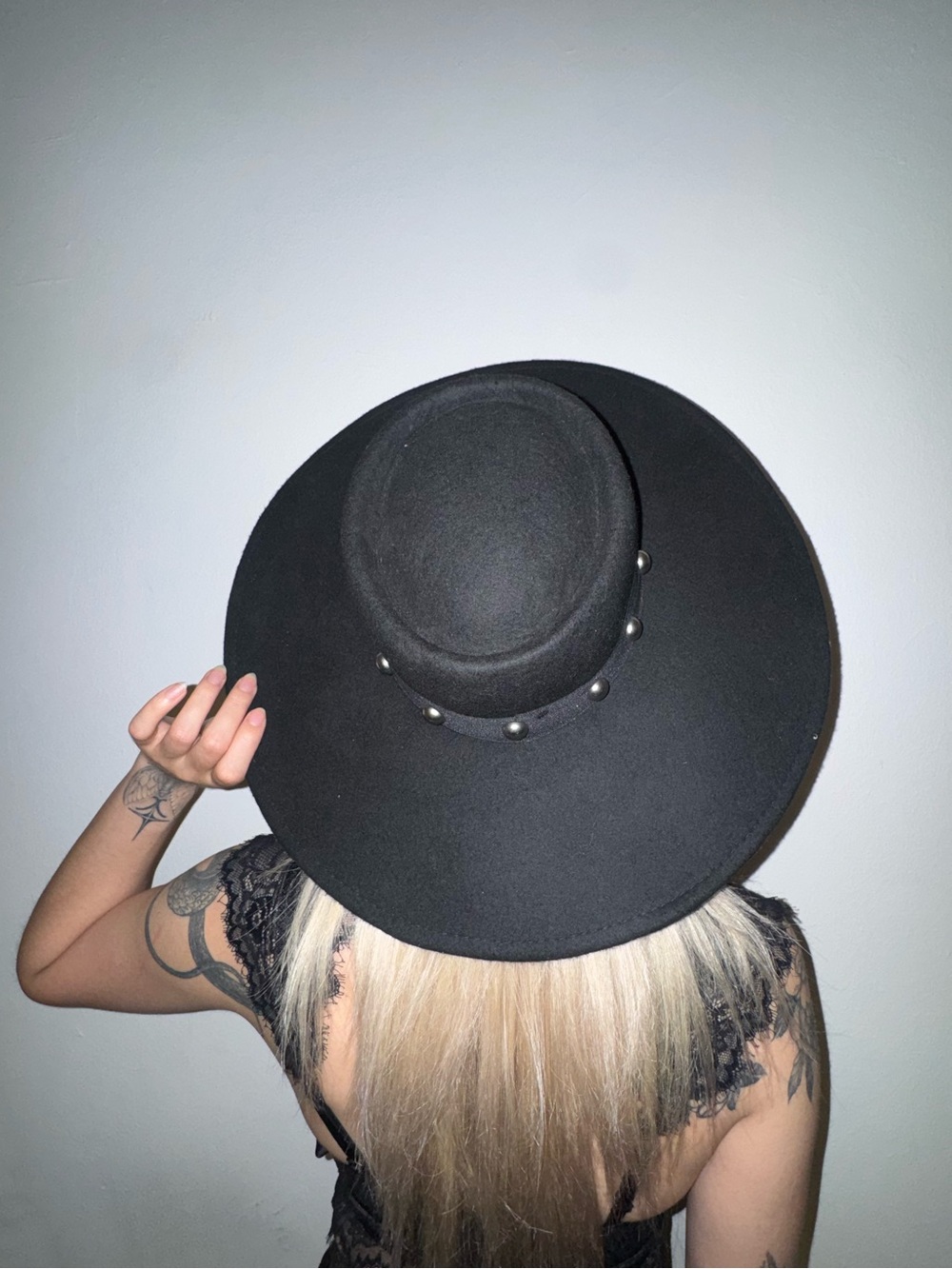 killstar witchy boho studded wide brim hat | festival | burning man | photoshoot - Picture 3 of 3